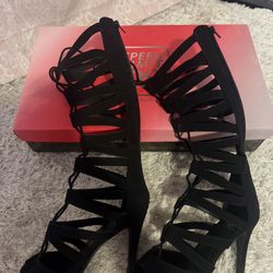 Speed Limit 98 Heels Black