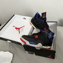 Air Jordan 4 (Gold Lettering)