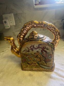 Vintage Royal Satsuma Tea Pot