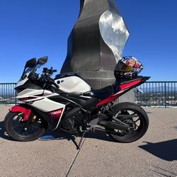 2016 Yamaha R3