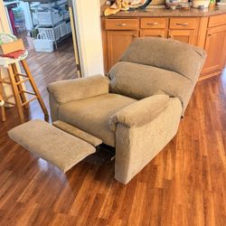 Ashley Recliner 