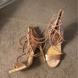 pink heels 