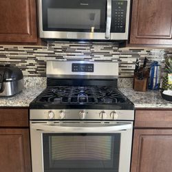 FRIGIDAIRE Stove  Model # LFEF3054TFE