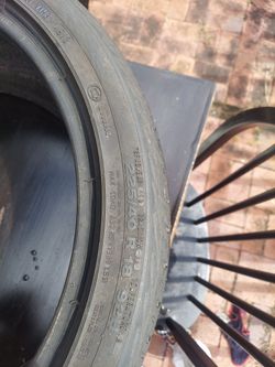 Tire 225/40/R18