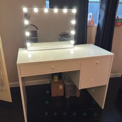 Vanity Desk