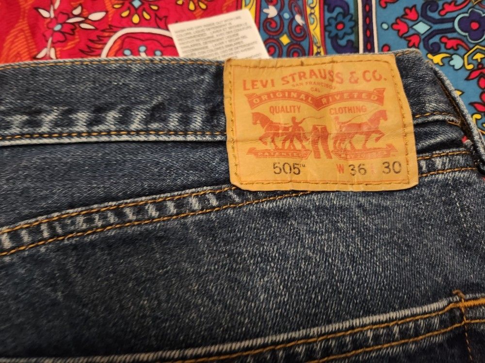 Levi Jean's