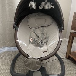 Infant/ baby swing 