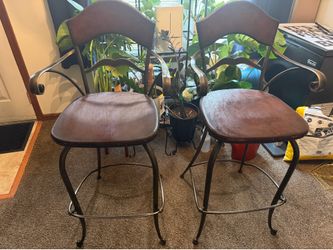 Set of 2 Counter Height Bar Stools – $80 OBO