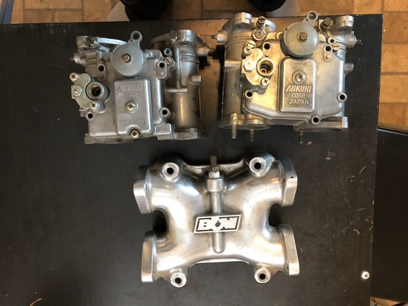 2 mikuni side draft carbs and a b&m intake for chevy v8