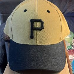 Pittsburgh Pirates Hat Size 7 1/2 Like New