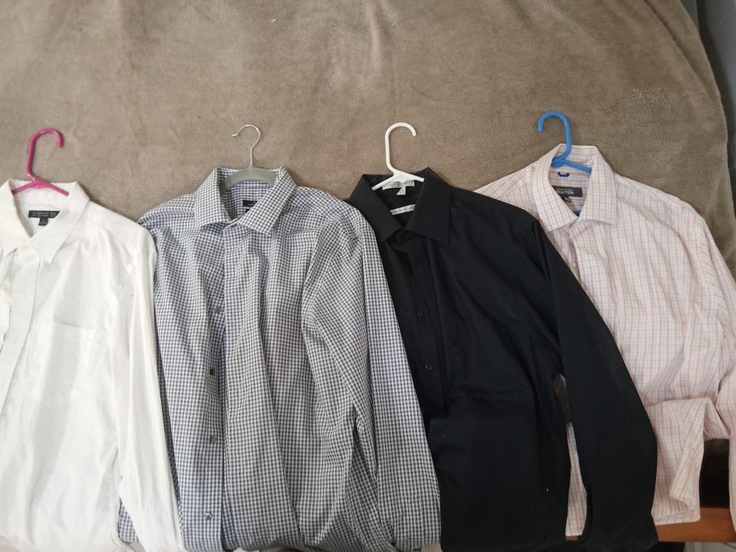 (4) Designer Long Sleeved Dress Shirts For Men 