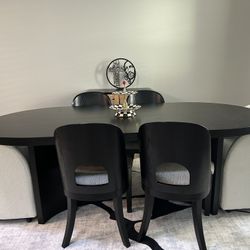 DINING ROOM TABLE SET WITH RUG