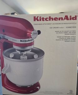Ice cream maker