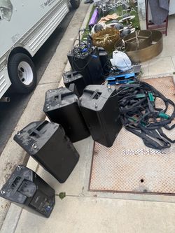 Subwoofer set, 2 of KS118, 2 of QSC K8.2, and 5 of K12.2, 9 all together