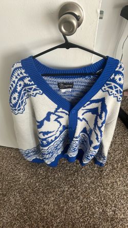 Men sweater $20