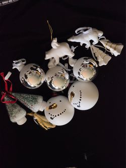 Crate & Barrel Christmas Ornament Set – 12 White & Silver Ornaments2