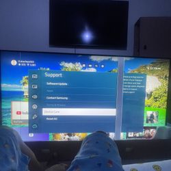 65 Inch Samsung TV Digital Signage Display 