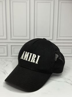 Amiri cap