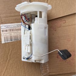 2005 Altima Gas Pump
