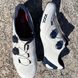 Bontrager XXX Road Bike Shoes. US 11.5.  EU. 44.5