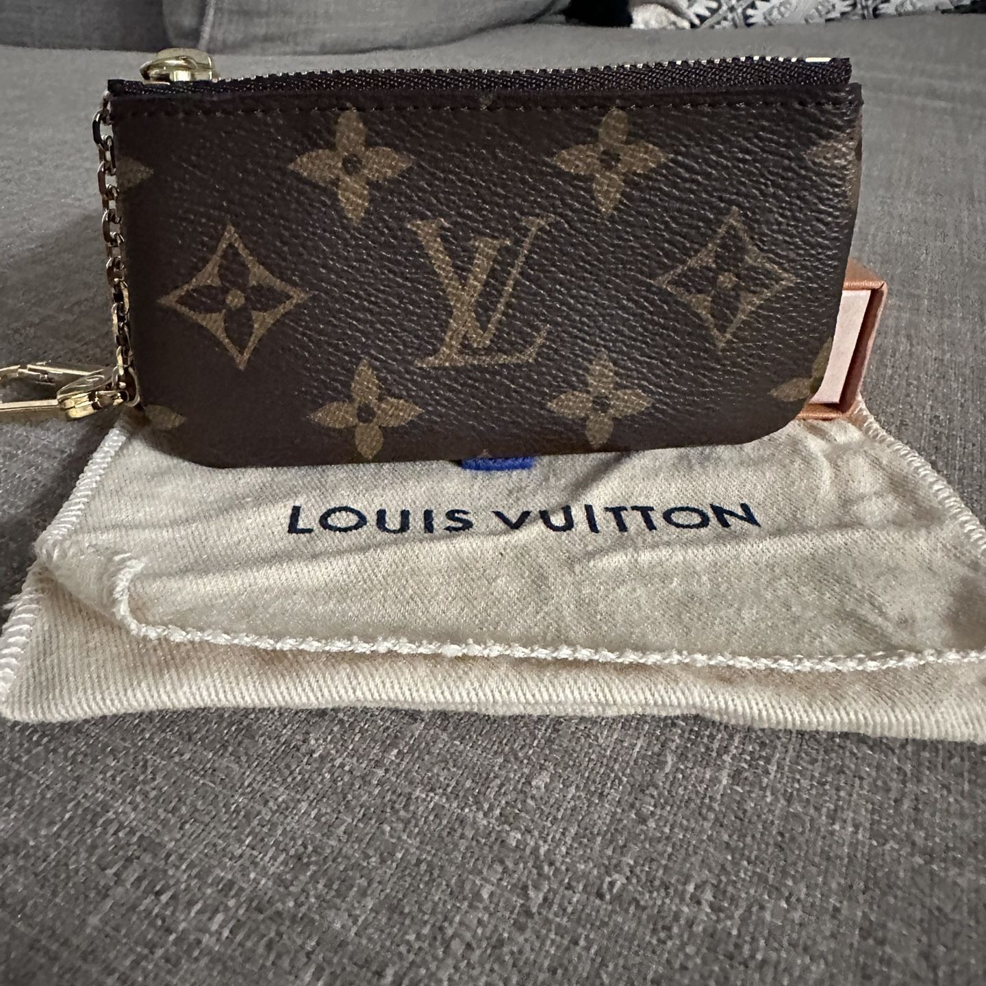 Louis Vuitton M62650 Key Pouch Authentic Like New for Sale in Tustin, CA -  OfferUp