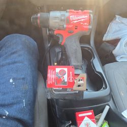 Milwaukee M18 Fuel Hammer Drill Gun