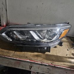 2016 2019 Chevy Cruz Driver Side Halogen Headlight 