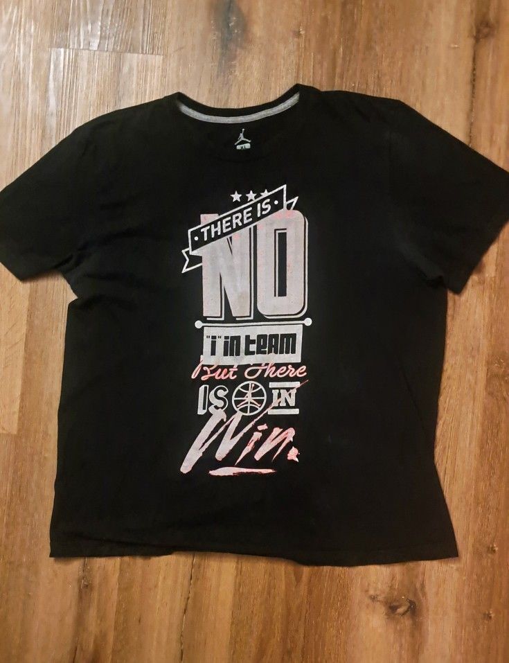 Vintage Jordan There is No I in Team T-Shirt Color Black/Red Size XL