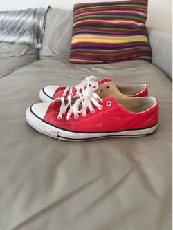 Converse Low top size 10 wide used 2 pairs