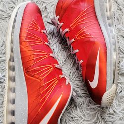 Size 11 Men's Nike LeBron James X 10 Low University Red 579765-600 Ohio.
