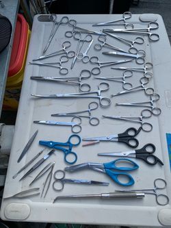 Medical scissors & hemostats