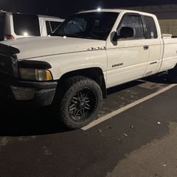 Ram Dodge 1500 Truck 