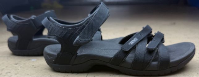Teva Tirra Sandals woman’s  8.5