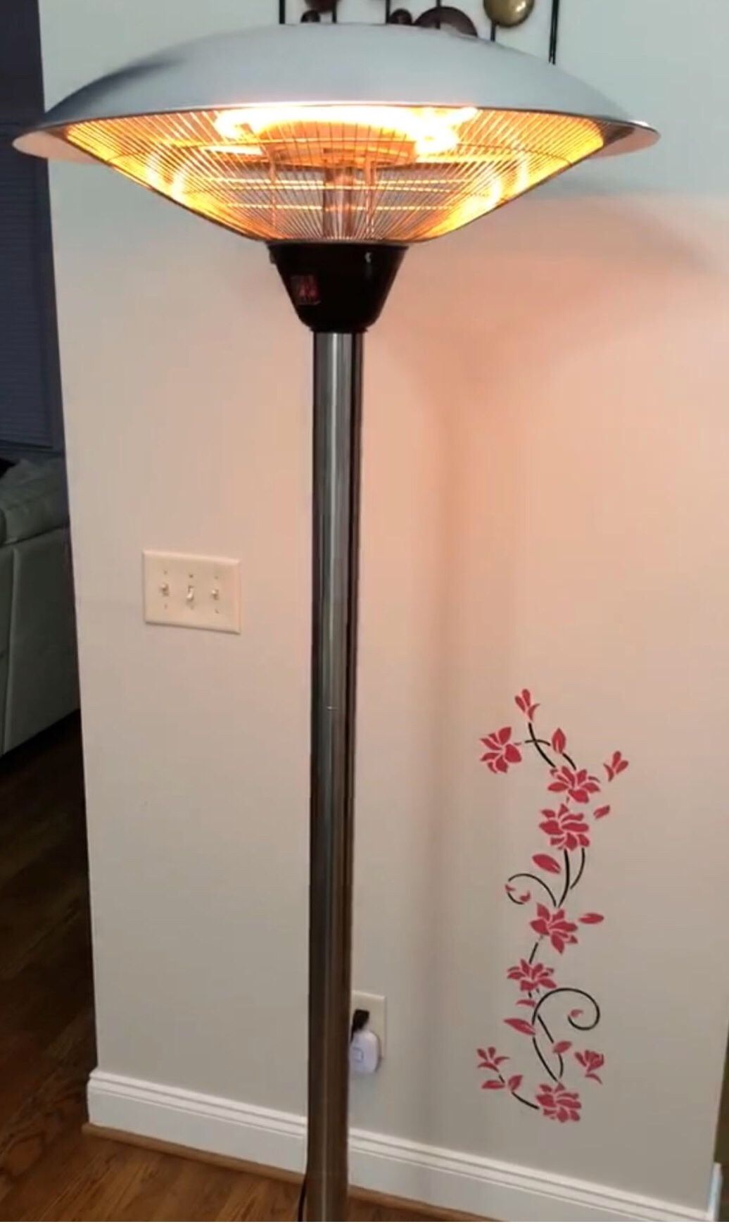 Sundate Electric Patio Heater, Free-Standing Indoor/Outdoor Heater,  Adjustable Height and Silent Heating, PHH-1500BS for Sale in Bessemer, AL -  OfferUp