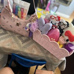 Hello Kitty Bag With Easter Basket Bundle