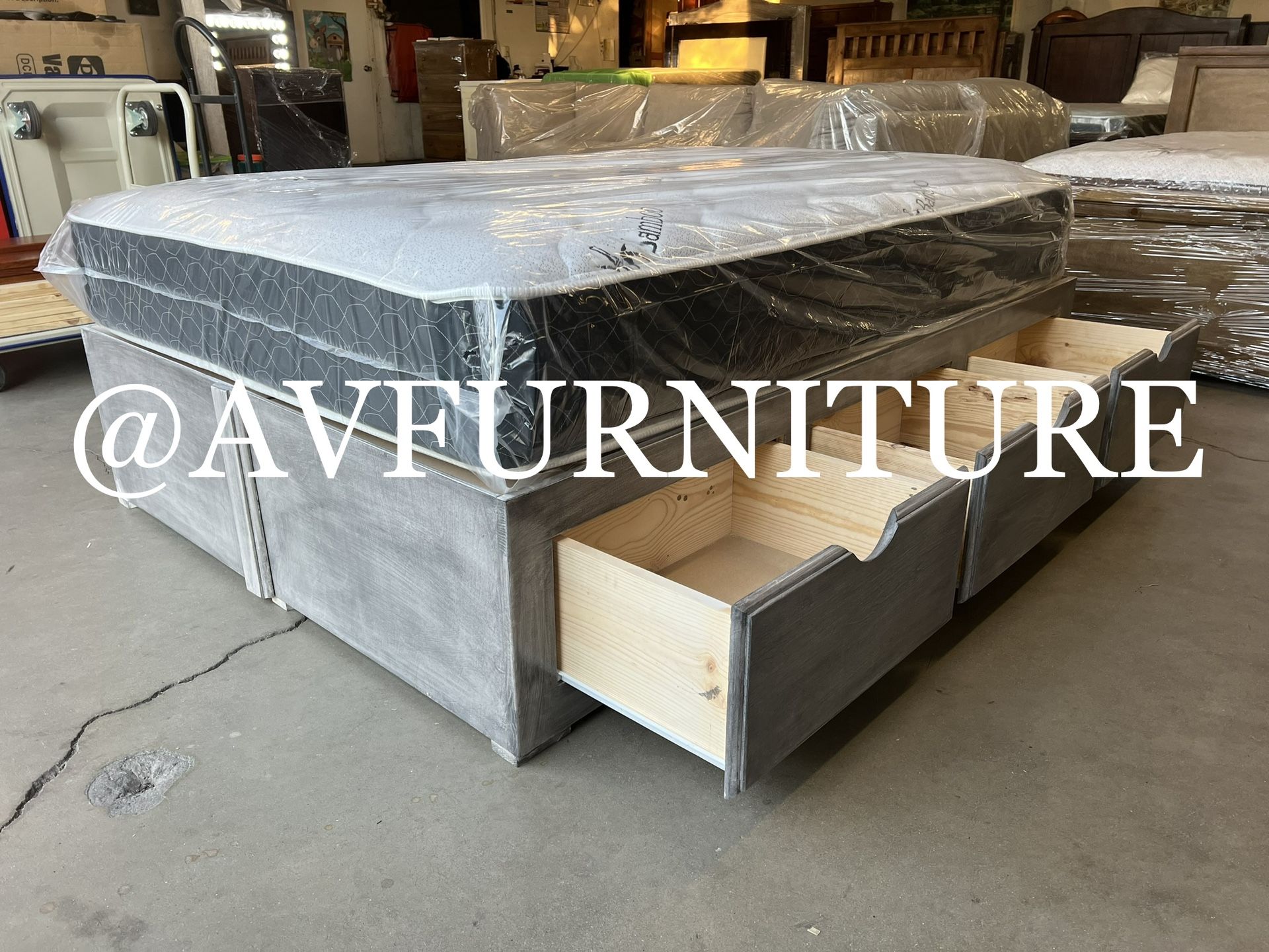 Solid Wood Queen Platform Bed 3 Drawers And Mattress