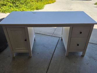 Large Desk