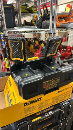 DEWALT Tough System 2.0 Flex Volt 20V/60V Cordless LED Adjustable Work Light