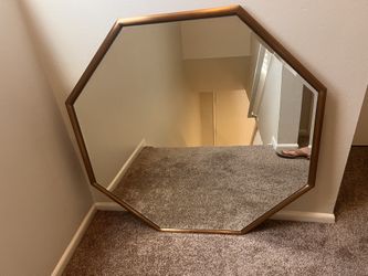 32 X 32 hexagon mirror