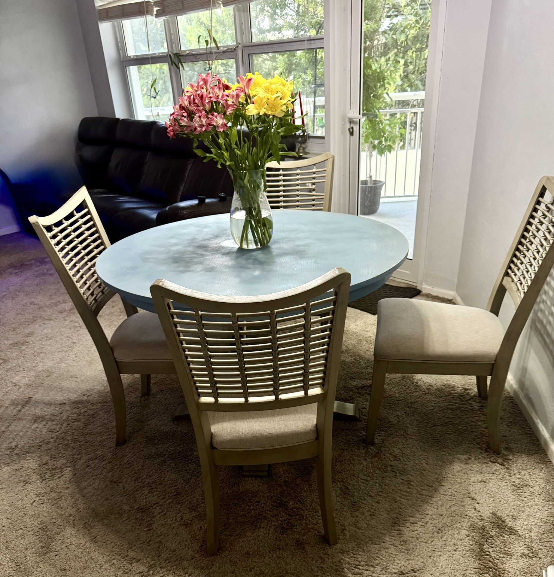 Dining Room 4 Chairs.