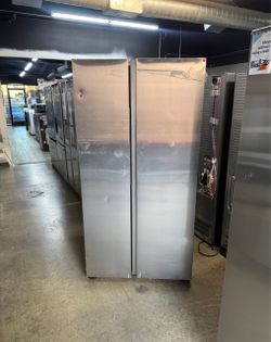 Samsung 36 Inch Wide Large Capacity Side By Side Refrigerator - Stainless steel