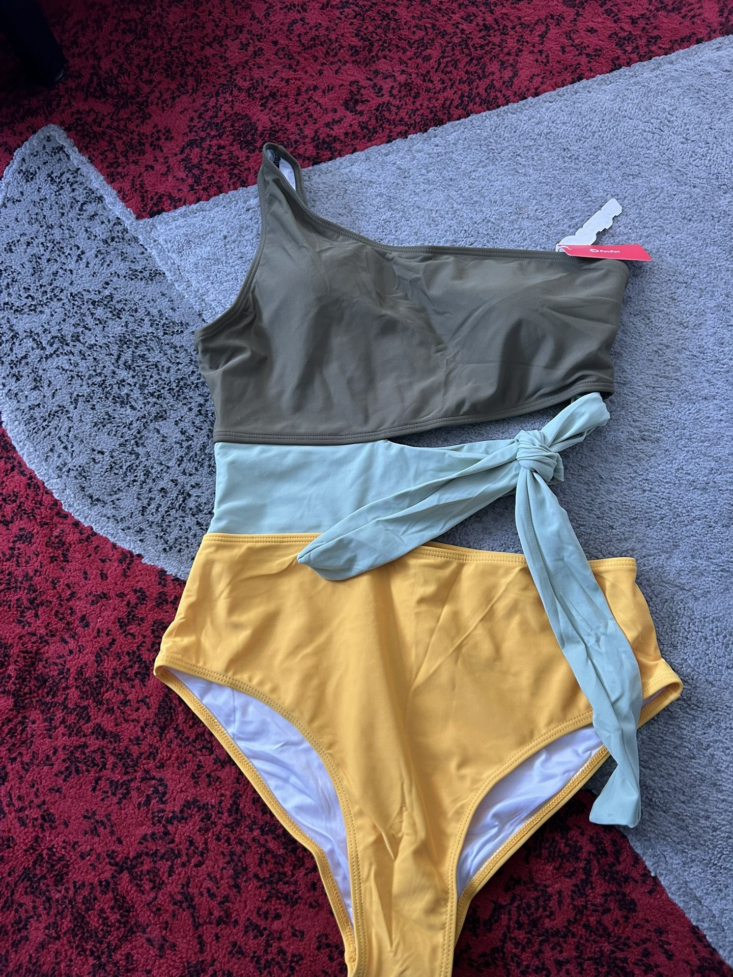 Women’s Swimwear