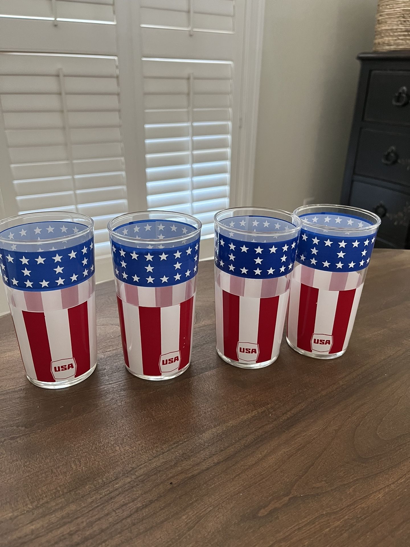 Set Of 4 USA Glasses