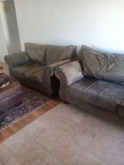 Sofa Love Seat 3/29
