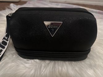 Guess Cosmetic Bag