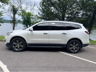 2017 Chevrolet Traverse SUV White
