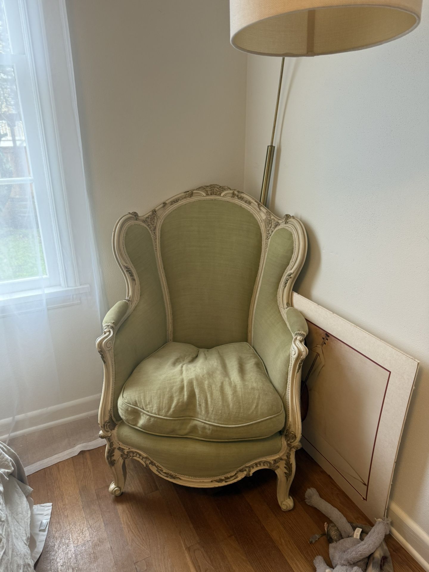 Antique Vintage Upholstered chair