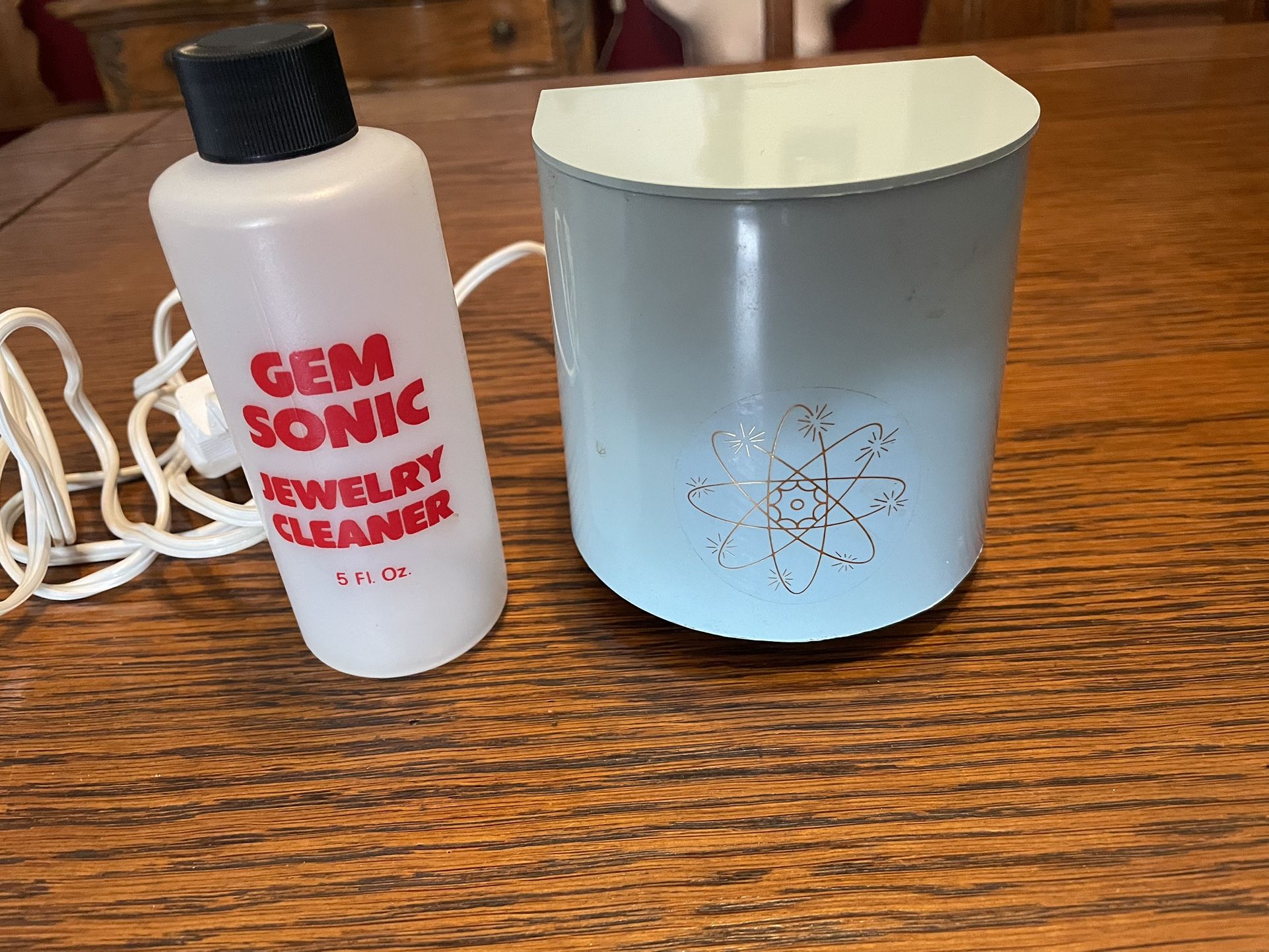 Vintage Gem Sonic Jewelry Cleaner 