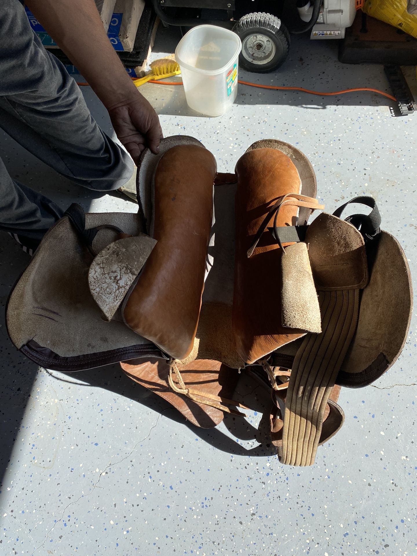 Saddle