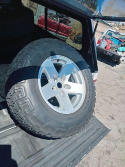 Older jeep rims 5 4.5
